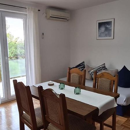 Apartmani Jelena Petrčane Exterior foto